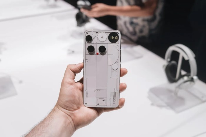 Nothing Phone (3) gets 5,500mAh battery in India - GSMArena.com news Nothing Phone 2 design
